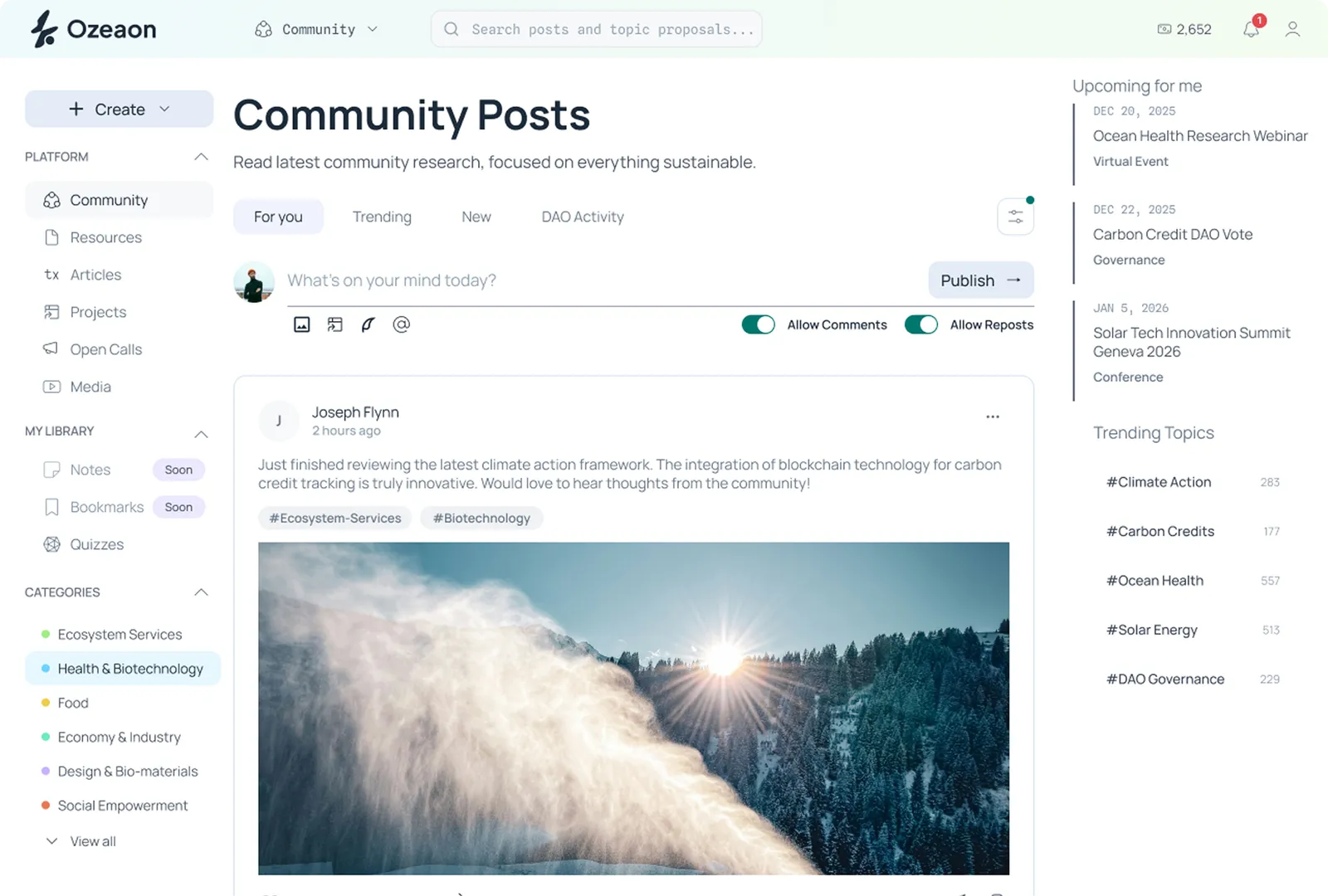 Ozeaon Community Posts feed with the create-post composer and category navigation.